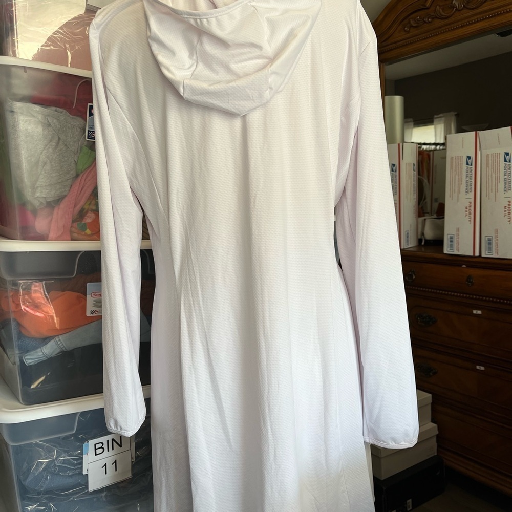 White Hooded Long Sleeve Jacket